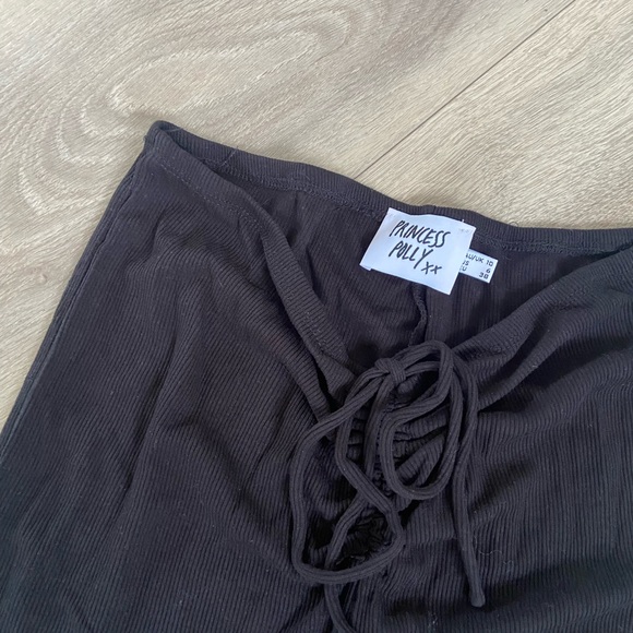 Princess Polly flared leggings, size 6, black - Picture 2 of 2